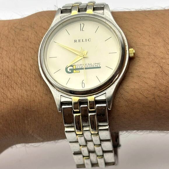 Vintage Silver Relic Men's Watch - Picture 2 of 4